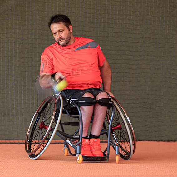 Peter Seidl im Rollstuhltennis